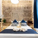 Imperium Vittorio - 4 Bdr, Center, 100mt To Train Station, Pvt Bathrooms, A-c 3*