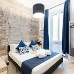 بيت ضيافة Imperium Vittorio - 4 Bdr, Center, 100mt To Train Station, Pvt Bathrooms, A-c روما