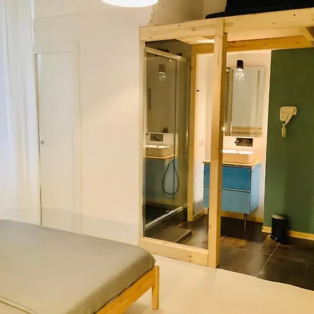 招待所 Art House Center *